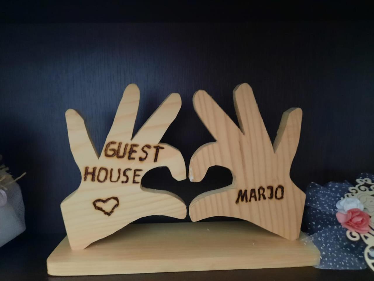 Guest House Marjo Berat Eksteriør bilde